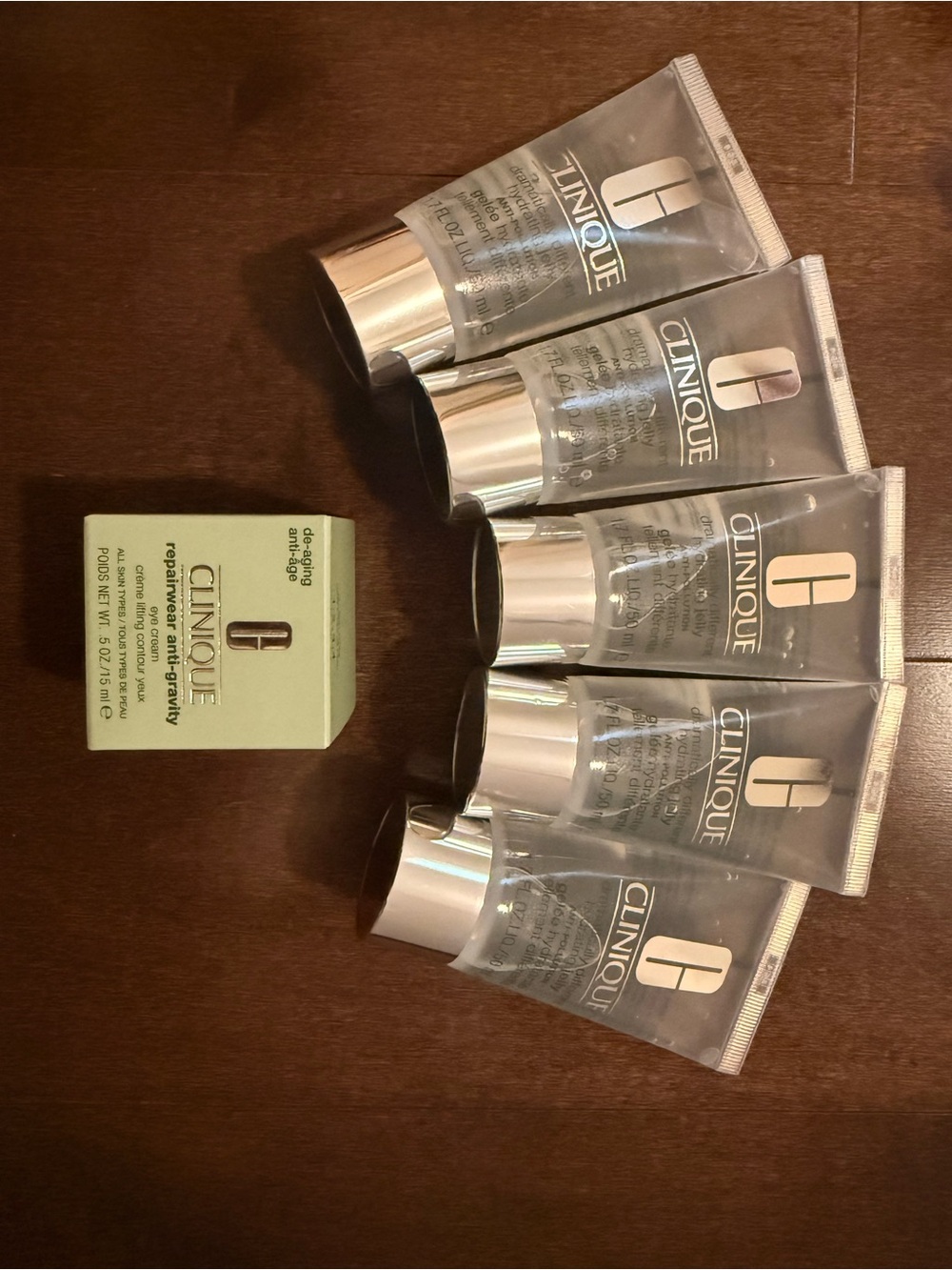 Clinique bundle hydrating jelly 250ml + eye cream